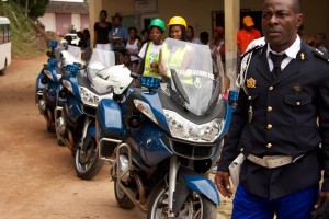 president of Gabon visits hospital